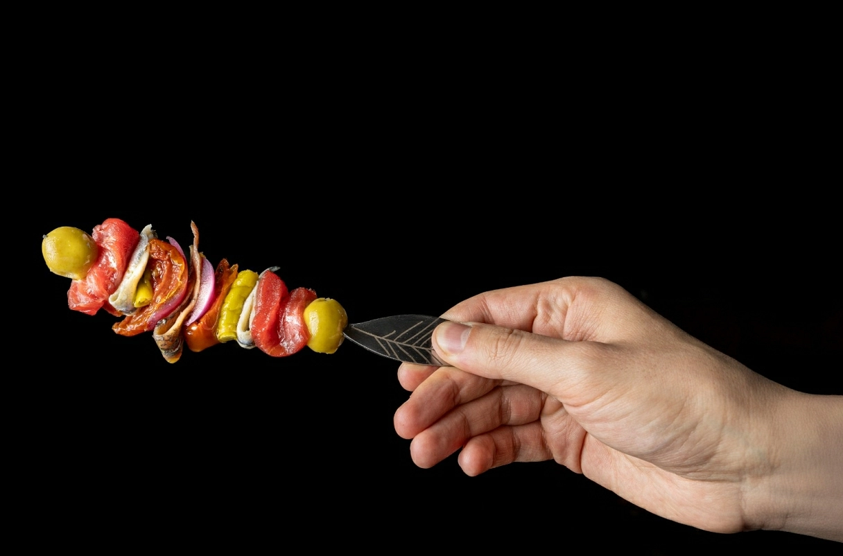 Los pinchos que hacen historia en Valladolid: así cocina Gastrobar Sabores sus premios Los pinchos que hacen historia en Valladolid: así cocina Gastrobar Sabores sus premios